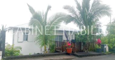 a vendre - maison de type t5 de 90.19 m2 environ - saint-philippe - 271 000 € hai