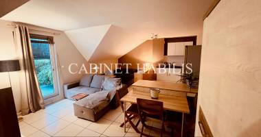 À louer - studio meublÉ d'environ 36,03 m2 - saint-joseph - 590 € + 50 € de charges