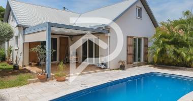 villa t5 avec piscine
