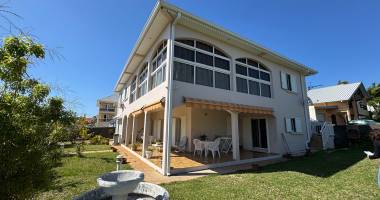 villa sainte marie 7 pièce(s) 219.42 m2