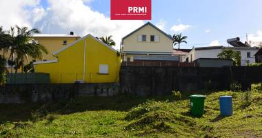 uniquement chez prmi / terrain constructible à petite-île / 475 m2