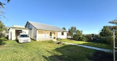 maison f5 de 131m2 habitable - st benoit rivière des roches
