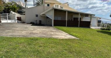 a vendre jolie villa jumelée de type f3/4 sur 431 m² jardin à chemin finette sainte-clotilde
