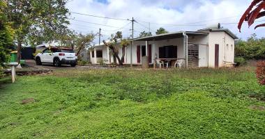 maison créole à rénover - 97m² sur terrain de 550m² à terre-sainte 
