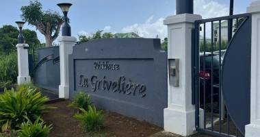 À vendre   appartement t2 -  résidence la grivelière   185 000 €