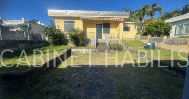 À louer - maison de type t4 d'environ 76.59 m2 - saint-joseph - loyer 890.00 + charges forfaitaires 20.00 €