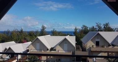 a louer très bel appartement t4 à saint leu